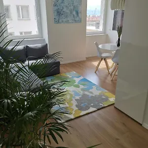 Marina Center Apartment Rijeka